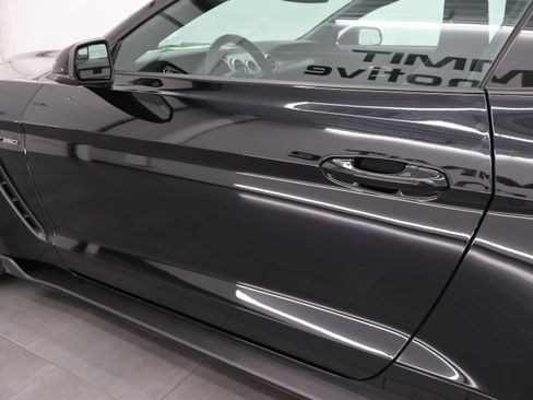 Used 2018 Ford Mustang Shelby GT350 w/ Electronics Package RWD image 35