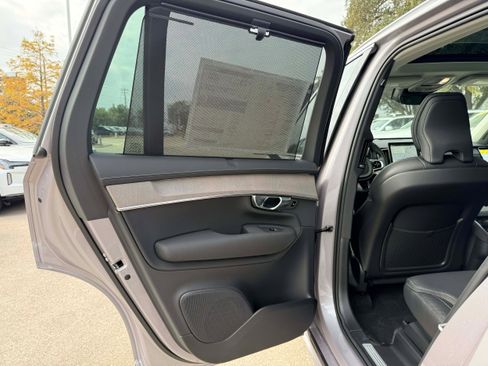 New 2026 Volvo XC90 B6 Ultra image 14
