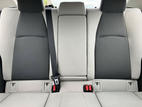 Used 2021 Toyota Corolla LE FWD image 28