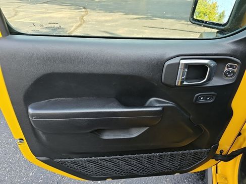 Used 2021 Jeep Wrangler Unlimited Sport AWD/4WD image 20