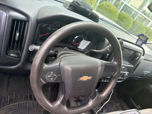 Used 2019 Chevrolet Silverado 2500 W/T AWD/4WD image 5
