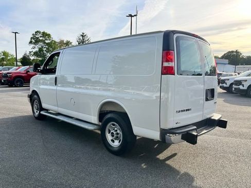 Used 2025 GMC Savana 2500 w/ Driver Convenience Package RWD image 10