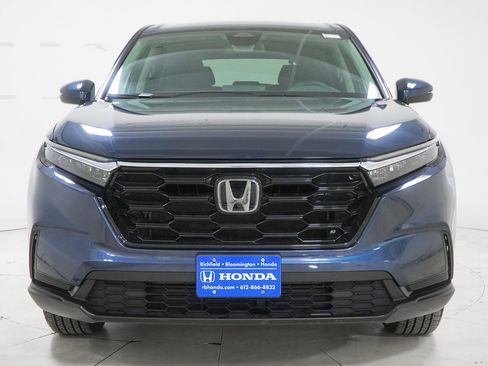 Used 2024 Honda CR-V EX image 3