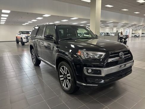 Certified 2022 Toyota 4Runner Limited image 9