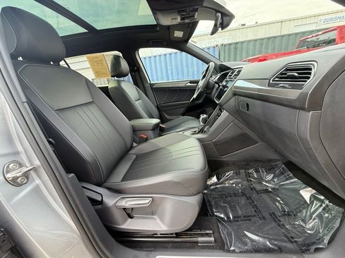 Used 2023 Volkswagen Tiguan SE R-Line FWD image 26