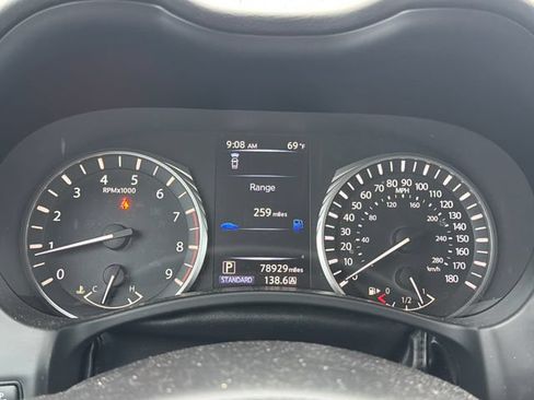 Used 2020 INFINITI Q50 Luxe AWD/4WD image 18