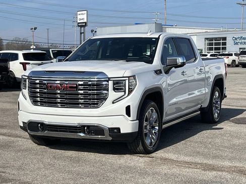 Used 2025 GMC Sierra 1500 Denali w/ Denali Reserve Package image 3