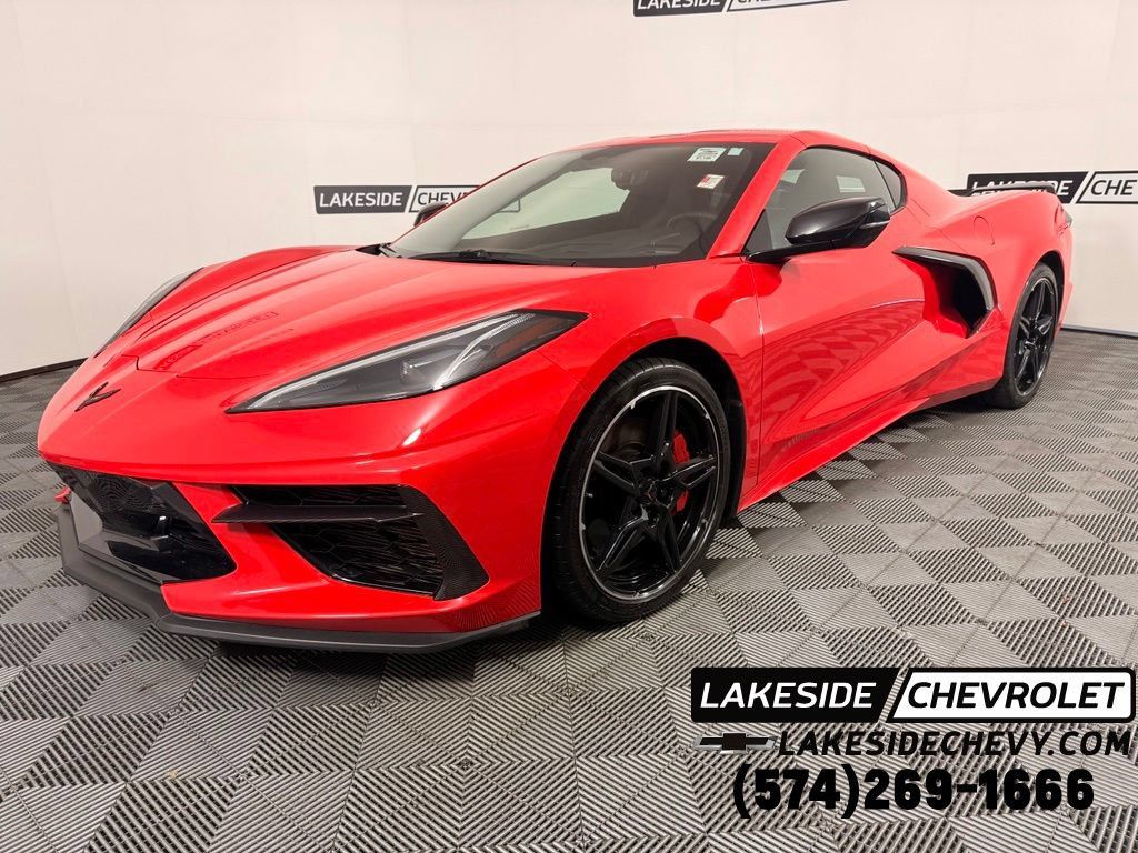 Used 2020 Chevrolet Corvette Stingray Preferred Cpe w/ 2LT Preferred Equipment Group RWD image 1