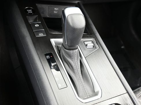 Used 2025 Nissan Kicks SV image 24