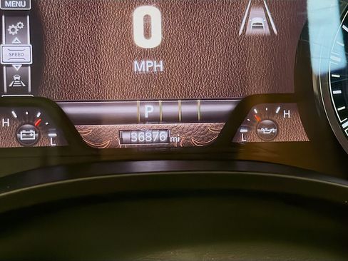 Used 2025 RAM 1500 Big Horn AWD/4WD image 8
