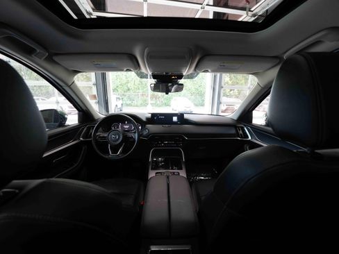 Used 2024 MAZDA CX-90 Plug-In Hybrid w/ Preferred AWD/4WD image 19