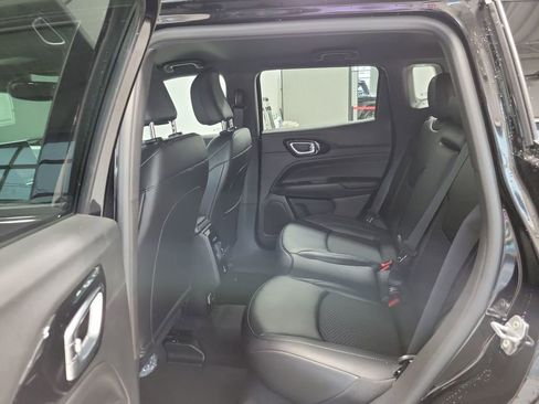 New 2026 Jeep Compass Latitude w/ Quick Order Package 29K AWD/4WD image 8