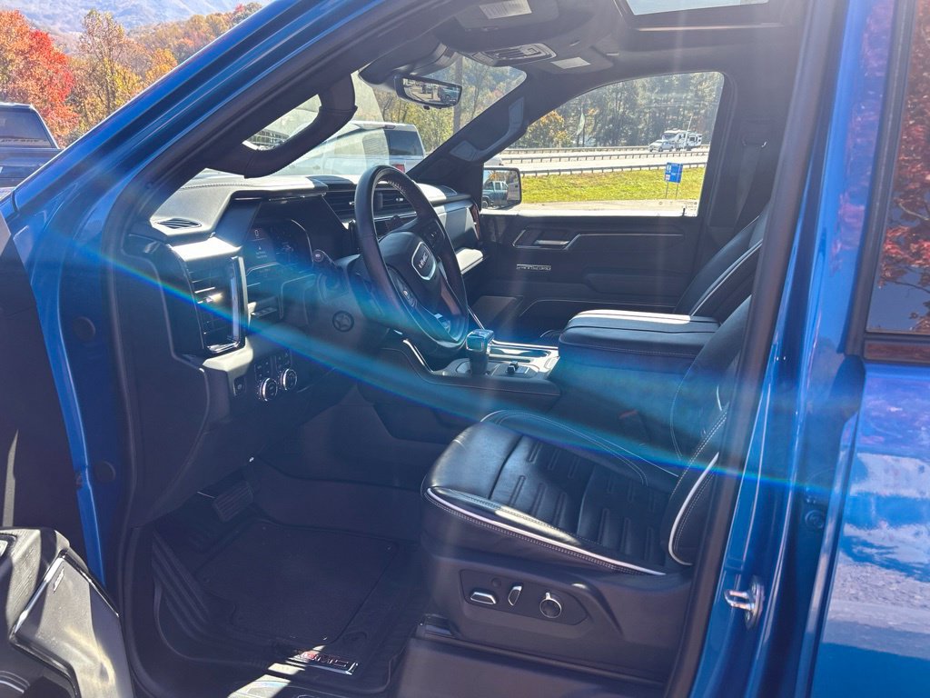 Used 2024 GMC Sierra 1500 AT4X AWD/4WD image 11