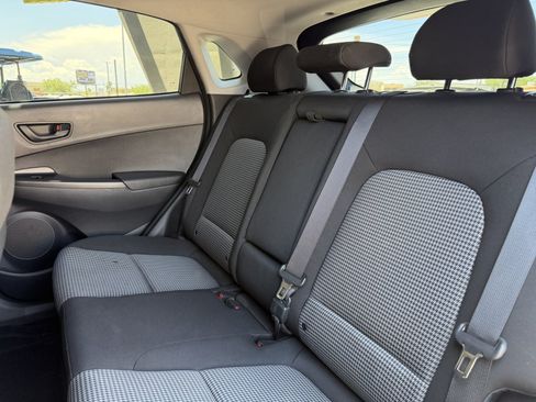 Used 2020 Hyundai Kona SEL Plus w/ Cargo Package FWD image 36