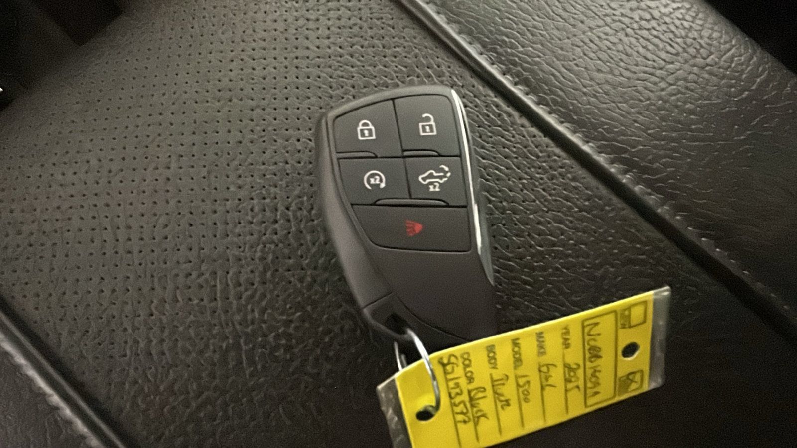 Used 2025 GMC Sierra 1500 Denali AWD/4WD image 24