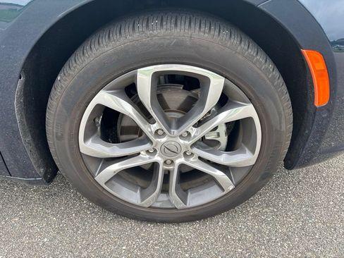 Certified 2024 Chrysler Pacifica Pinnacle FWD image 9