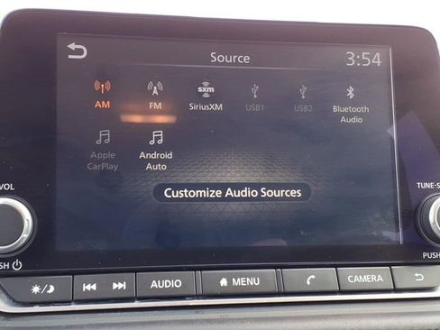 Used 2025 Nissan Rogue SV FWD image 6