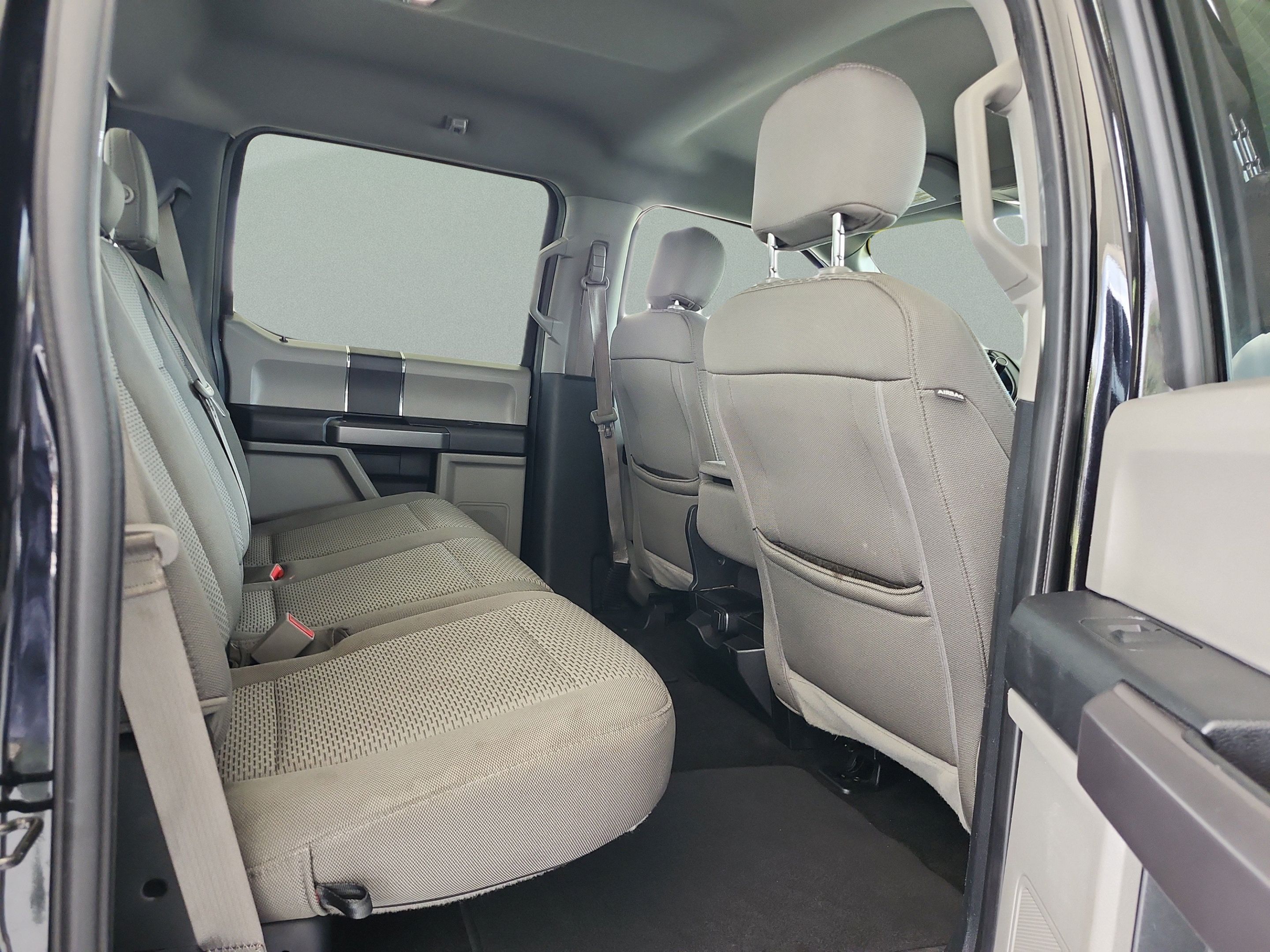 Used 2019 Ford F150 XLT w/ Heavy-Duty Payload Package AWD/4WD image 19