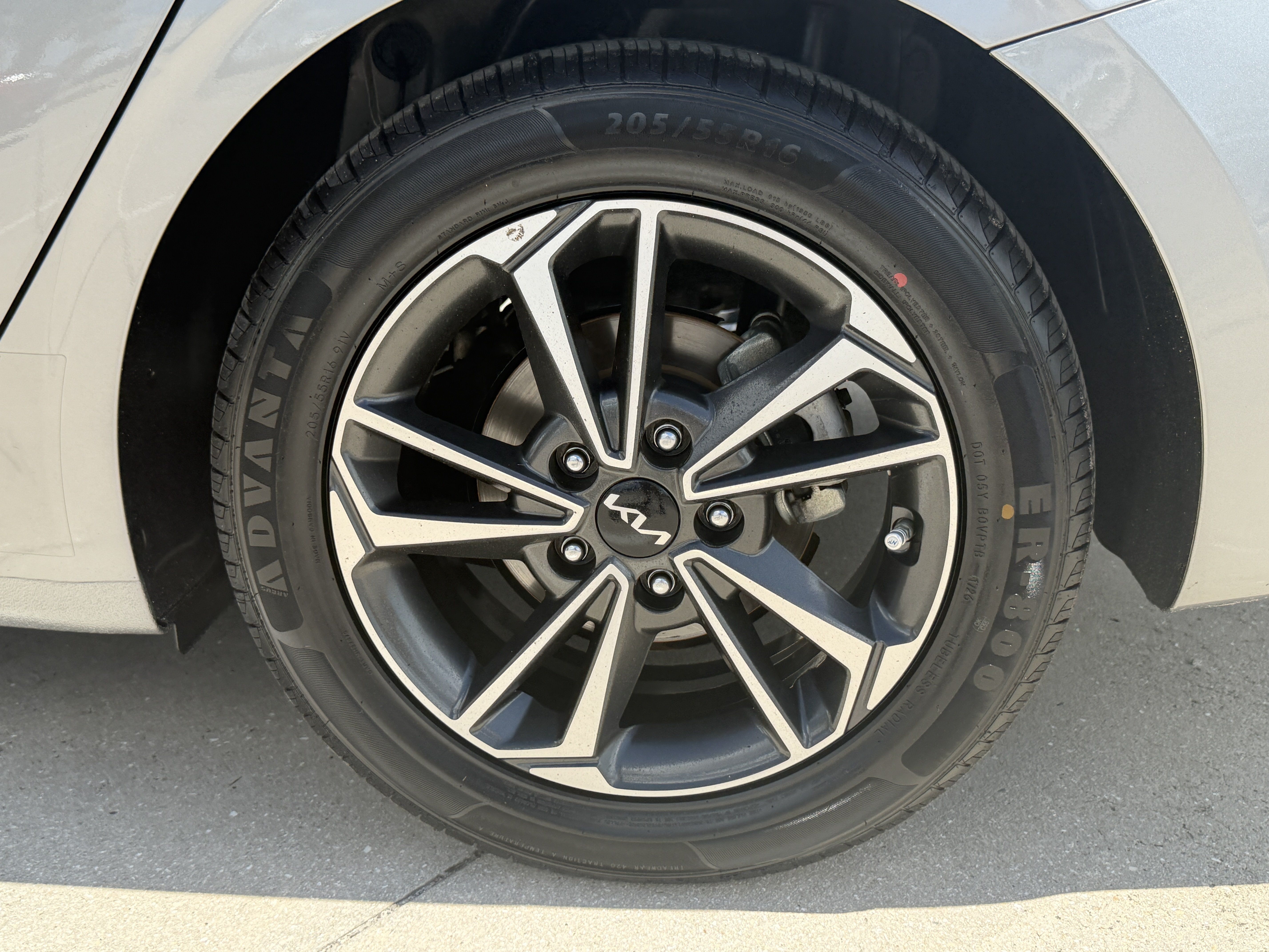 Certified 2023 Kia Forte LXS w/ LXS Technology Package FWD image 11