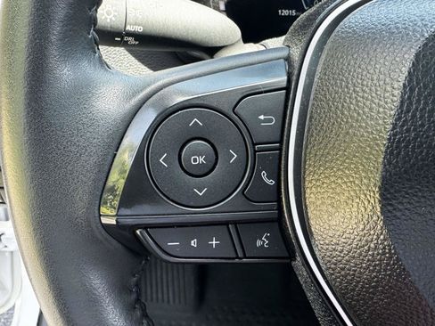 Used 2025 Toyota Corolla SE w/ SE Premium Package FWD image 54