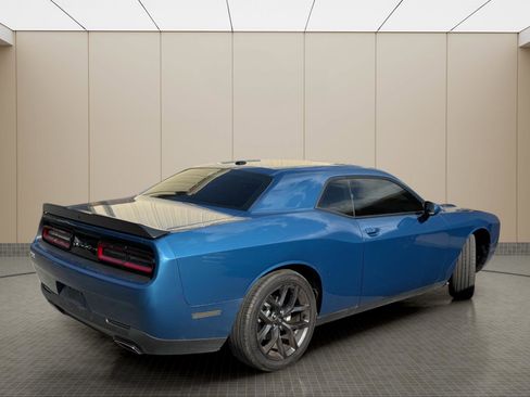 Used 2021 Dodge Challenger SXT w/ Driver Convenience Group image 11