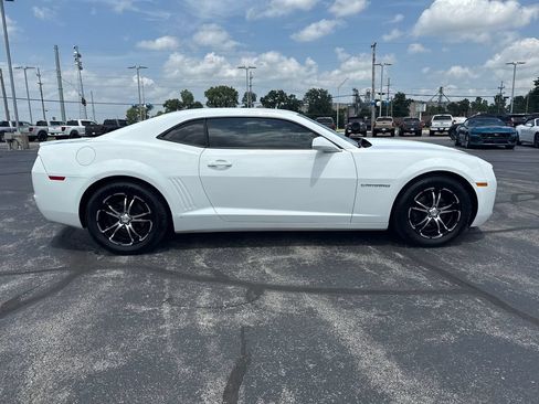 Used 2013 Chevrolet Camaro LT w/ Rear Vision Package RWD image 8