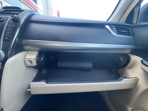 Used 2013 Toyota Camry LE image 24