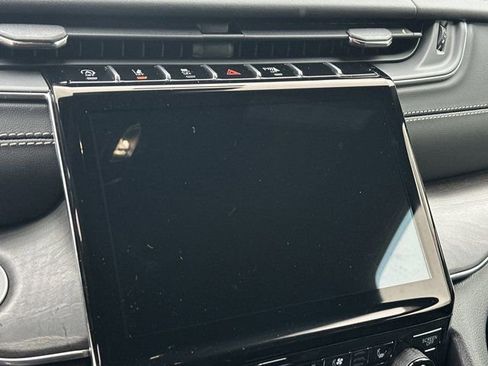 New 2025 Jeep Grand Cherokee Overland image 26