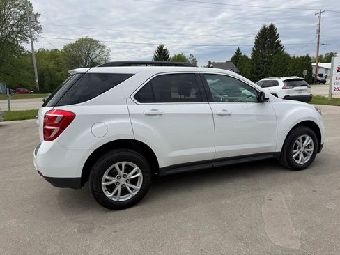 Used 2017 Chevrolet Equinox LT w/ Convenience Package AWD/4WD image 10