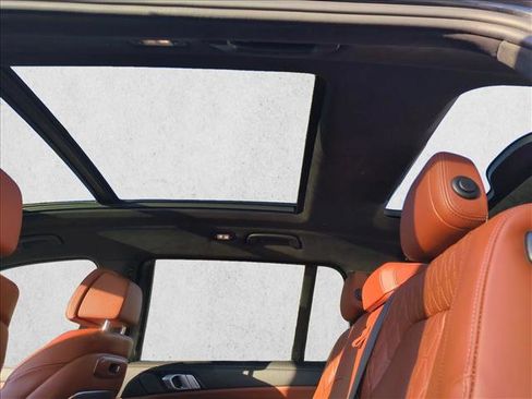Certified 2025 BMW X7 M60i w/ Climate Comfort Package image 20
