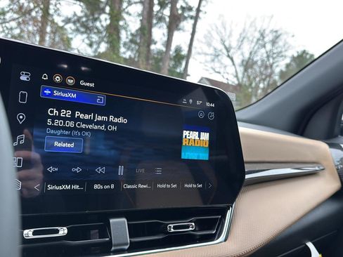 New 2026 Chevrolet Equinox ACTIV w/ Convenience Package III image 21