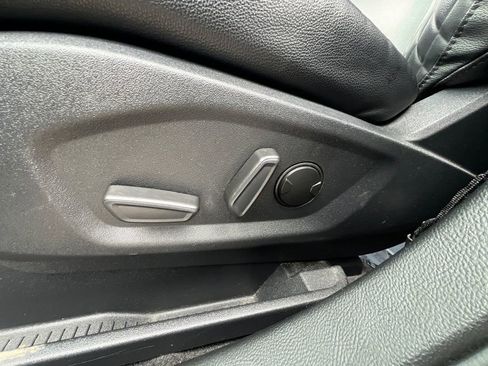 Used 2024 Ford Edge Titanium AWD/4WD image 28