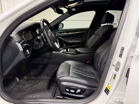 Used 2019 BMW 540i xDrive image 9