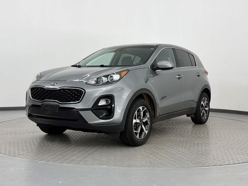 Used 2020 Kia Sportage LX AWD/4WD image 1
