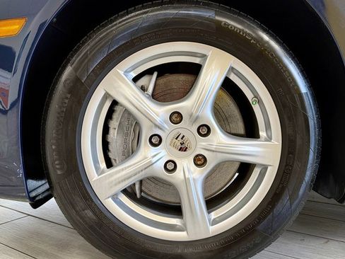 Used 2011 Porsche Panamera image 18