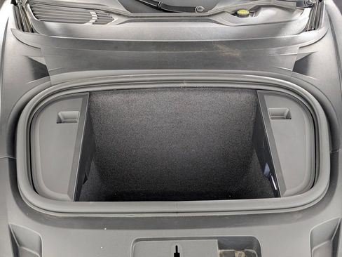 Certified 2021 Porsche Taycan RWD image 17
