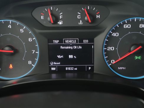 Used 2019 Chevrolet Equinox LS w/ LS Convenience Package image 10