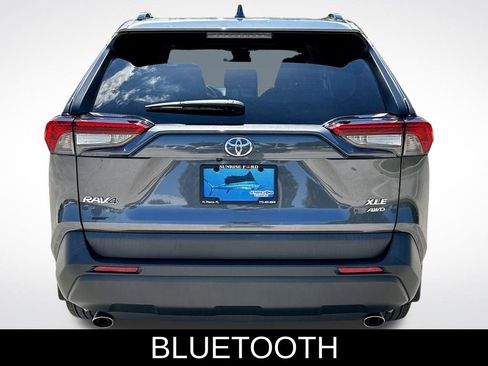 Used 2023 Toyota RAV4 XLE Premium image 5