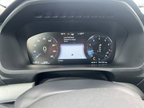 Used 2022 Volvo XC90 T5 Momentum w/ Protection Package image 12