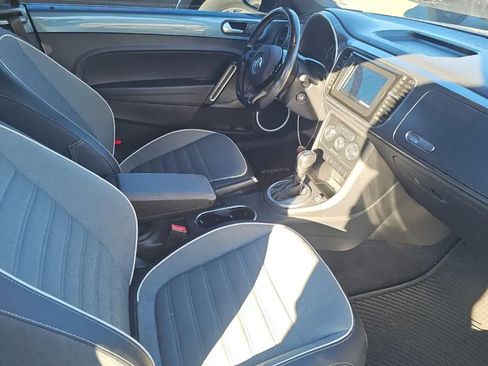 Used 2016 Volkswagen Beetle 1.8T S image 8