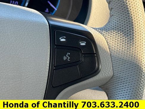 Used 2014 Toyota Sienna XLE FWD image 12