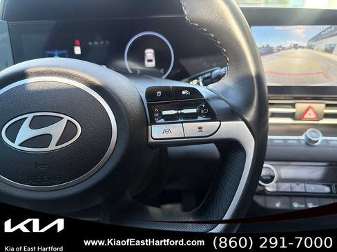 Used 2024 Hyundai Elantra SEL w/ Convenience Package FWD image 34