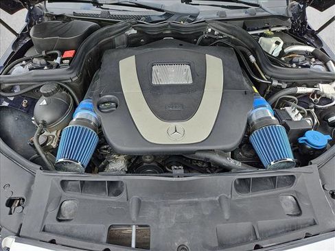 Used 2011 Mercedes-Benz C 300 Sport image 23