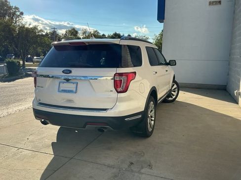 Used 2018 Ford Explorer Limited AWD/4WD image 8