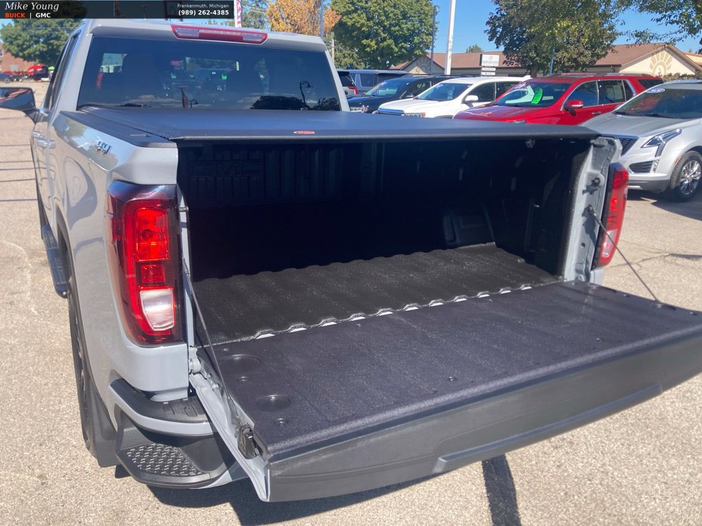 Used 2024 GMC Sierra 1500 Elevation AWD/4WD image 10