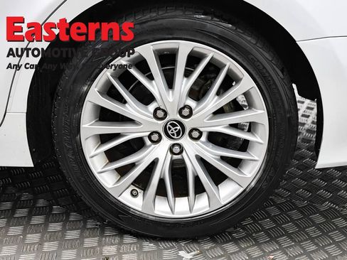 Used 2019 Toyota Camry XLE w/ Carpet Mat Package FWD image 34