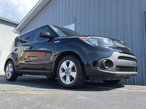 Used 2019 Kia Soul FWD image 4