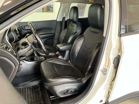 Used 2020 Jeep Compass Limited AWD/4WD image 14