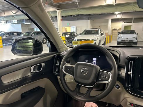 Used 2023 Volvo XC40 B5 Plus w/ Driver Assist Package AWD/4WD image 24