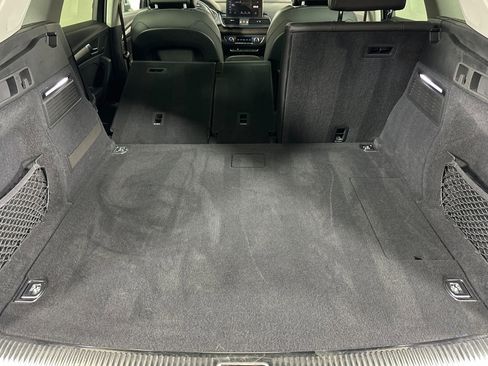 Used 2023 Audi Q5 e Premium Plus w/ Premium Plus Package image 14